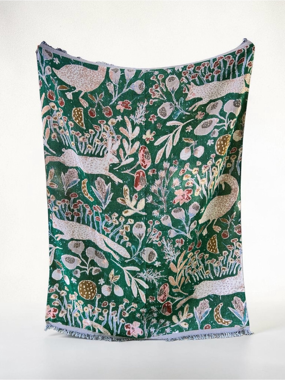 NWOT Oversized Enchanted Forest Woodland Woven Tapestry Throw Blanket - 51 x 71